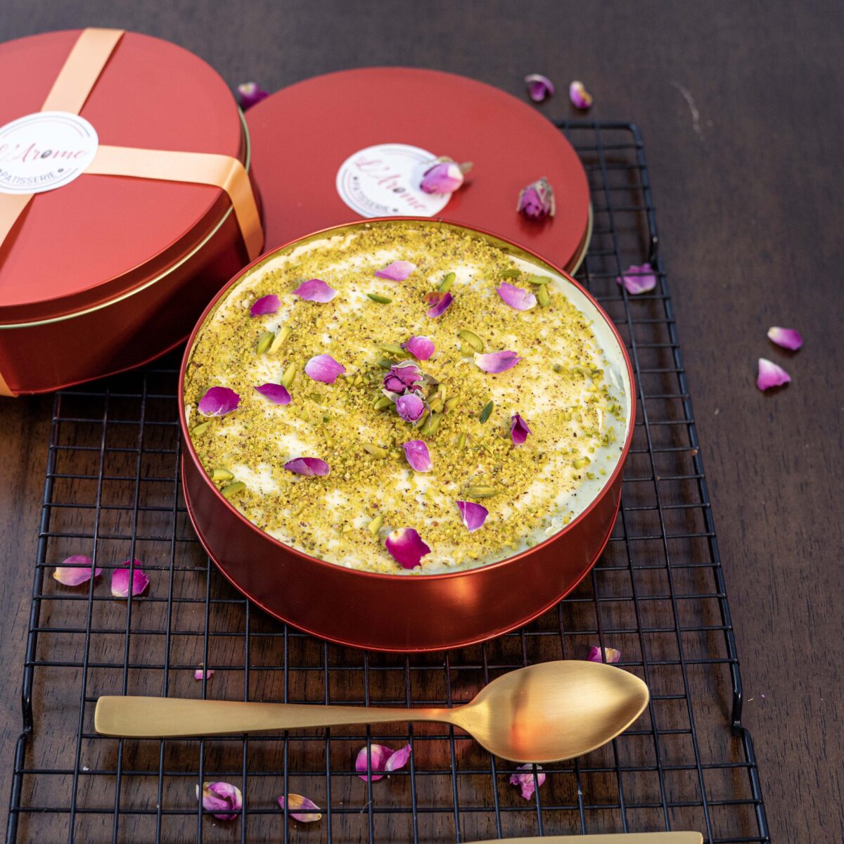 Pistachio Rose Dream Cake (500-600g) - Image 4