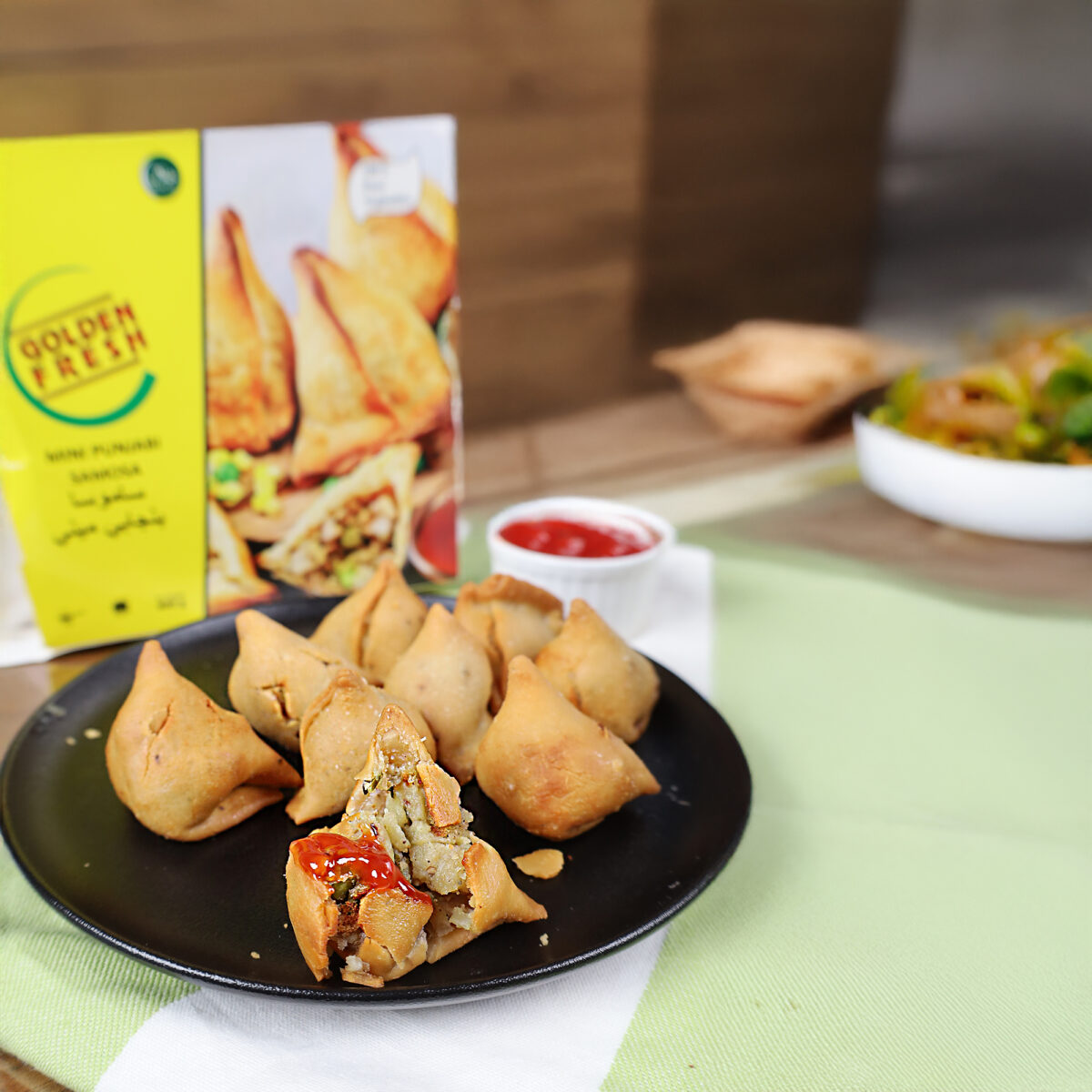 Mini Punjabi Samosa 400g (8-10pcs) - Image 5